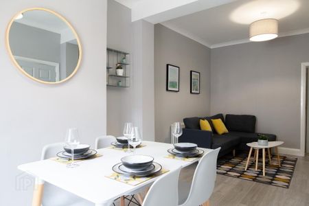 Optional 3 Or 4 Bed HMO, Donegall Avenue, Belfast, BT12 6LS - Photo 2