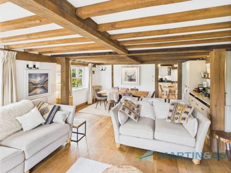 4 bedroom farm house to rent - Photo 3