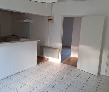 Location Appartement 3 pièces 52m² MONTPELLIER 34000 - Photo 2