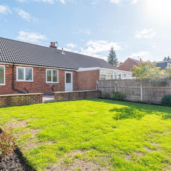 3 bedroom bungalow to rent - Photo 1