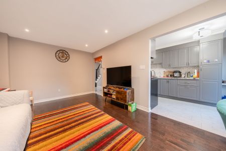 For Lease - 613 Galloway Crescent, Mississauga, Ontario - Photo 3