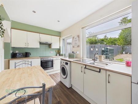 7 Hoylake Park, Belfast, BT14 6PR - Photo 5