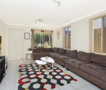 Immaculate Duplex - Photo 2