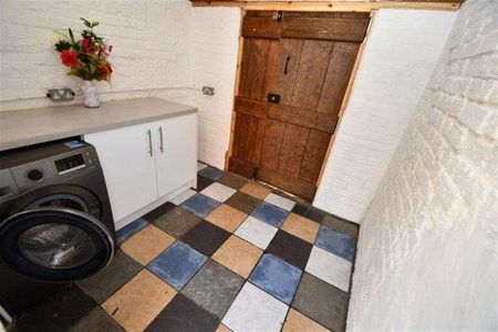 Bedroom End Of Terrace House In Elstead, GU8 - Photo 2