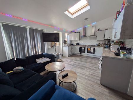 Derby Road Lenton, Nottingham - Photo 2