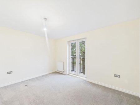 5 bedroom end of terrace house to rent - Photo 4