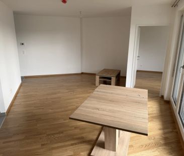 Neubau-Erstbezug: 3-Zimmer-Wohnung mit Balkon & Garage in Tulln - Photo 1
