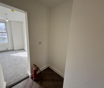 Studio to rent - Photo 6