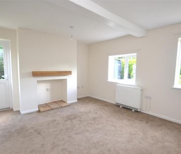3 bedroom detached house to rent - Photo 3