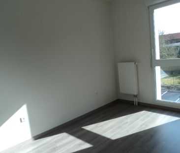 Location Appartement 2 pièces 35m² - Photo 2