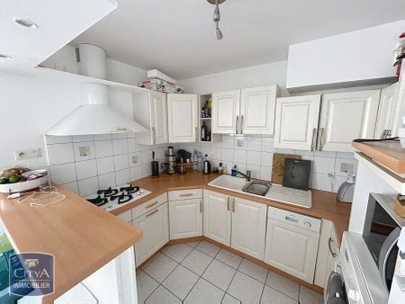 Appartement à louer 4 pièces 83.35m² - Photo 3
