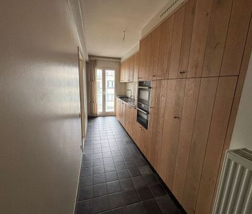 Ruim en lichtrijk appartement te huur op toplocatie in Oostende. - foto 5