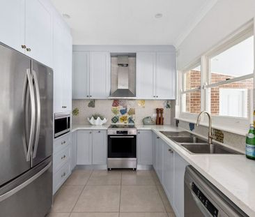 Charming 3-Bedroom Home in Strathfield - Photo 6