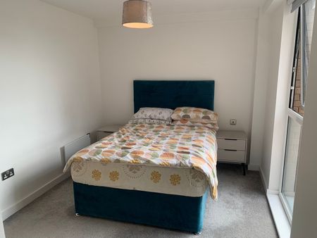2 Bed Flat, Craven St, M5 - Photo 3