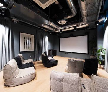 Double Wheelchair Accessible Studio - Photo 6