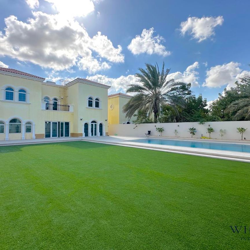 FULLY RENOVATED | EXTENDED | PRIME LOCATION - Photo 1