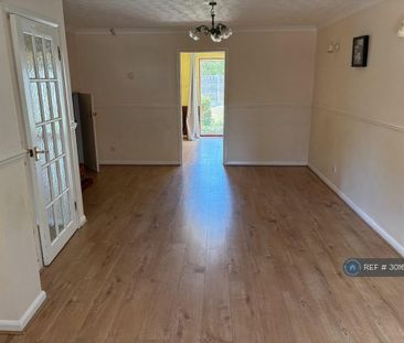 3 bedroom terraced house to rent - Photo 6