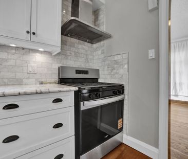 For Lease - 978 North Shore Boulevard, Burlington, Ontario - Photo 6