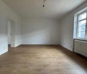 Schöne 1 - Zimmer Wohnung ab sofort zu vermieten! - Foto 1