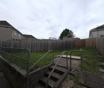 3 bedroom semi-detached house to rent - Photo 3