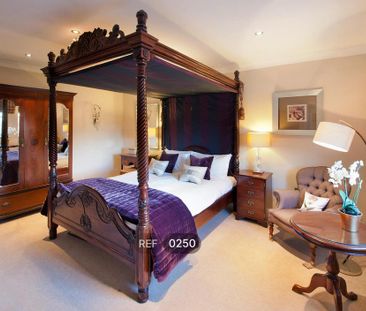 5 bedroom detached house to rent - Photo 3