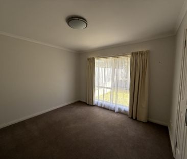 Feel at home, Living Here - Photo 3