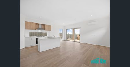 Contemporary Family Living in the Heart of Weir Views - Photo 5