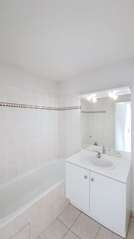 Location Appartement 2 pièces 43m² ALBI 81000 - Photo 5