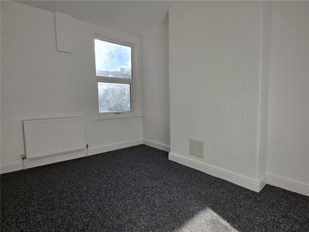 Wordsworth Road, Nottingham, Nottinghamshire, NG7 - Photo 4