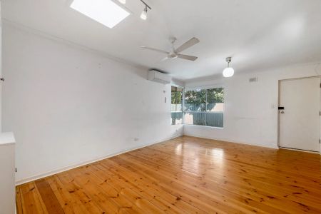 Low maintenance living in popular locale - Photo 2