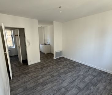 Location Appartement 2 pièces 31m² LA FERTE MACE 61600 - Photo 5