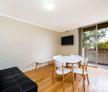 Fully Furnished & Close to Everything! - Photo 2