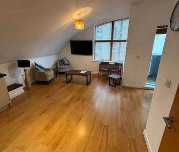 Balcony* Marine Road, Eastbourne *lift Access, BN22 - Photo 2