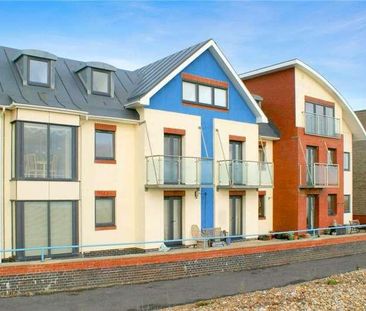 Beach Front, Hayling Island, PO11 - Photo 1