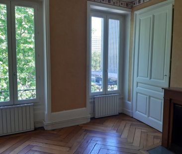 Appartement T2 A Louer - Lyon 3eme Arrondissement Prefecture - 67.69 M2 - Photo 2