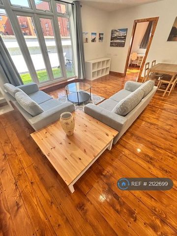 1 bedroom flat to rent - Photo 2