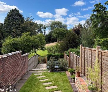 2 bedroom semi-detached house to rent - Photo 5