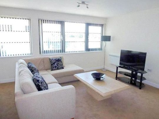 2 bedroom apartment to rent - Photo 1