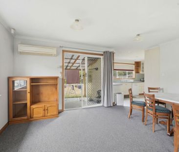 Perfectly located family home – walk to Glenorchy CBD - Photo 3