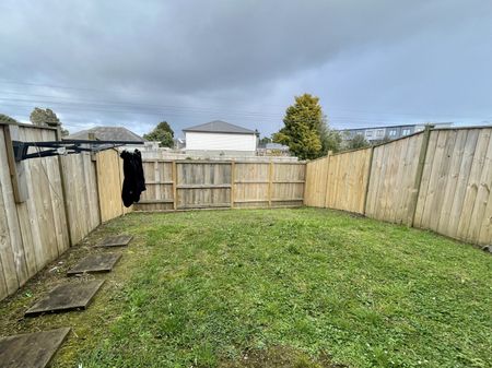 55B Soaring Bird Drive, Takanini - Photo 2