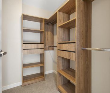 Brand new family home in One Tree Hill - Photo 3