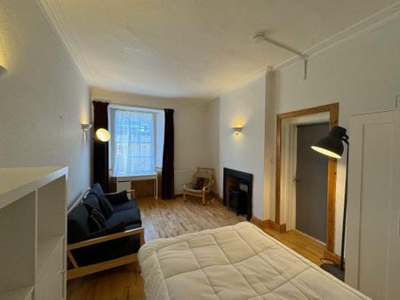 Studio to rent - Photo 2