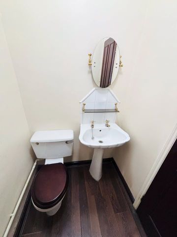 Room in a Shared Flat, Stunning Single Room In Old Street S, N1 - Photo 5