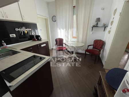 Casa cu 3 camere pentru birouri sau locuit, Bulevardul Li... - Fotografie 3