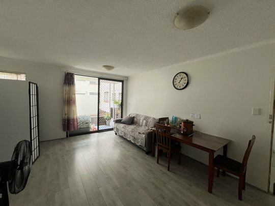 20/39 York Street, Fairfield NSW - Photo 1