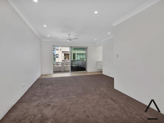 Beachside Large One Bedroom - Photo 1