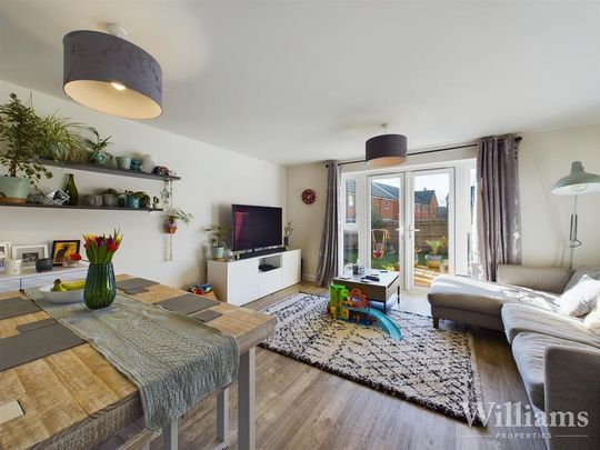 3 bedroom semi-detached house to rent - Photo 1