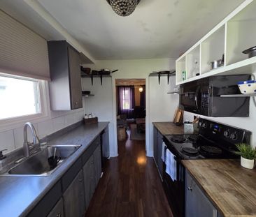 For Lease - 122 East 25th Street, Hamilton, Ontario - Photo 6