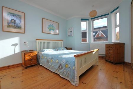 3 bedroom detached house to rent - Photo 4