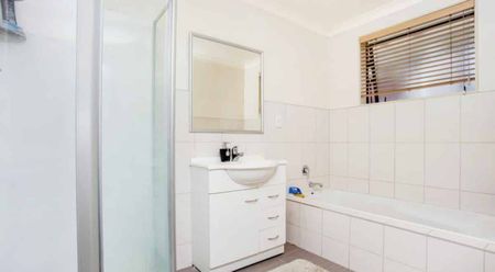 PEACE AND QUIET - Photo 5